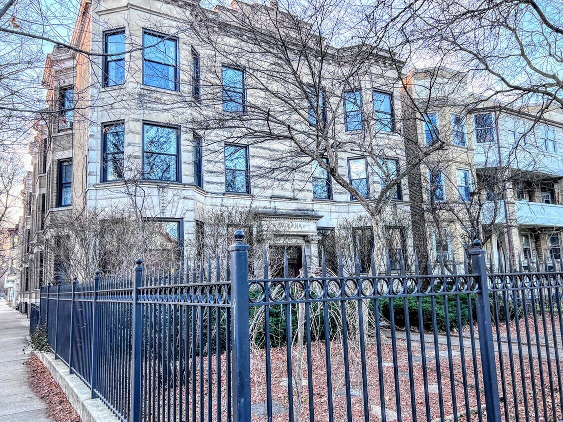 Foto principal - 3212 W Altgeld St
