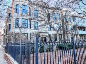 Building Photo - 3212 W Altgeld St