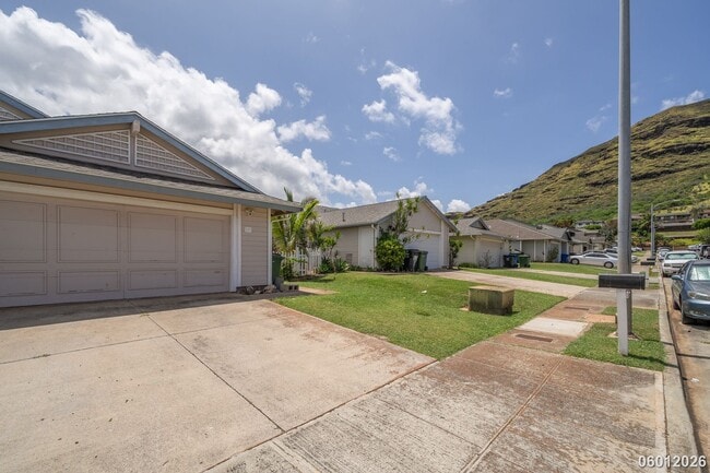 Building Photo - 2 bd 2 ba single family home in Maili, Sea Country