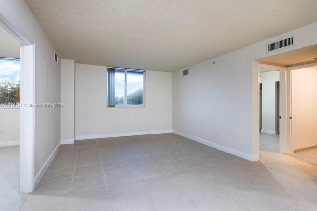 Building Photo - 2350 SW 27th Ave