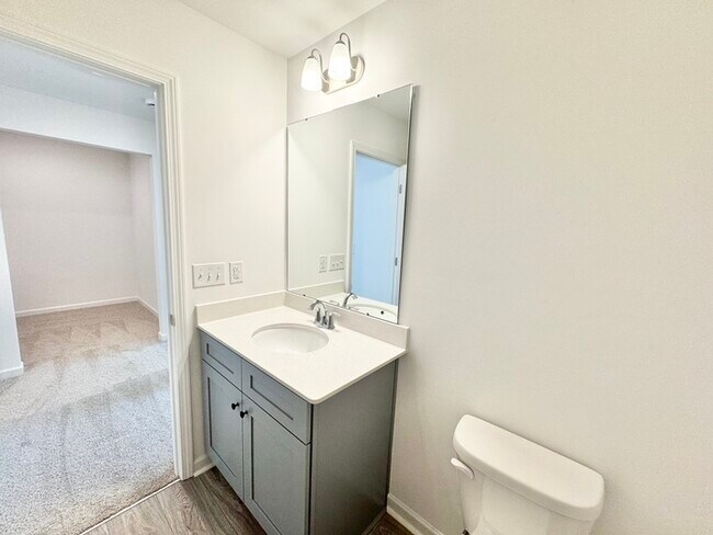 Foto del edificio - 4395 Mountain Ball Ln