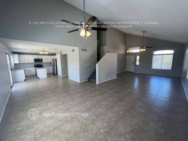 Foto del edificio - 15917 W Cottonwood St