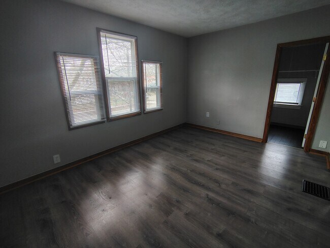 Foto del edificio - 2139 10th St