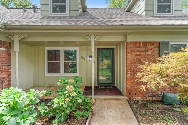 Foto del edificio - 8116 South Florence Pl E