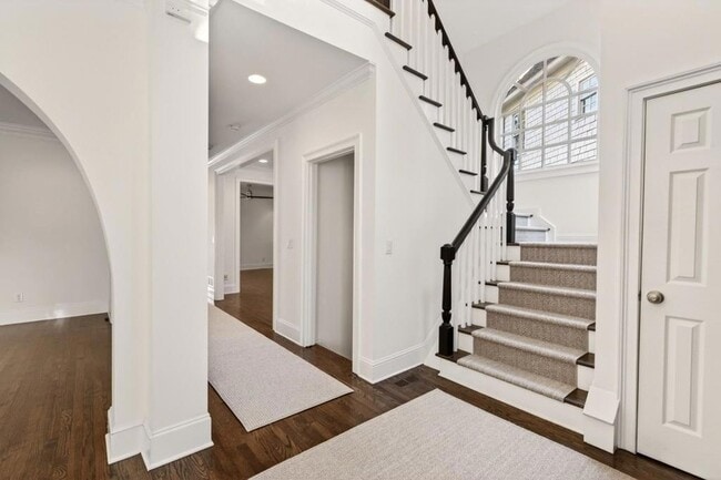 Photo - 16 Conifer Cir NE House