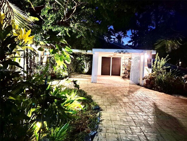 Foto del edificio - 500 NE 27th Dr