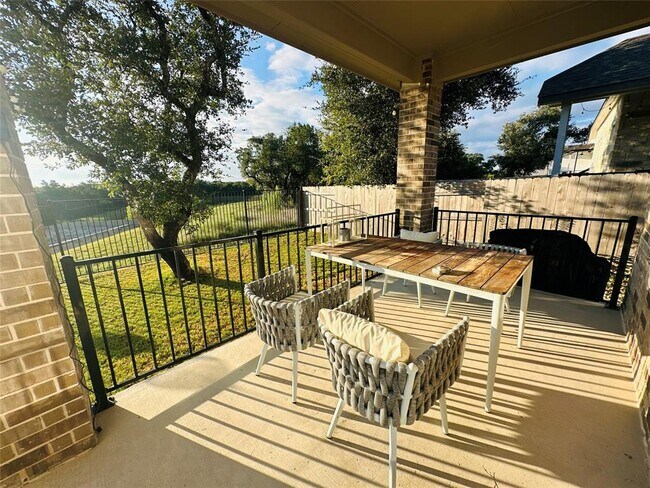 Building Photo - 2644 Longhorn Ranch Ct