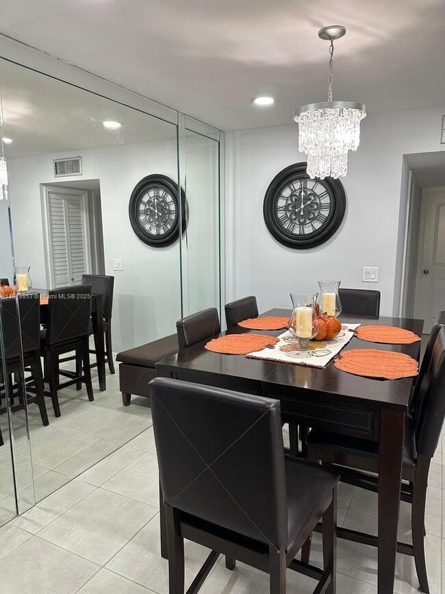 Foto del edificio - 5169 Lakefront Blvd