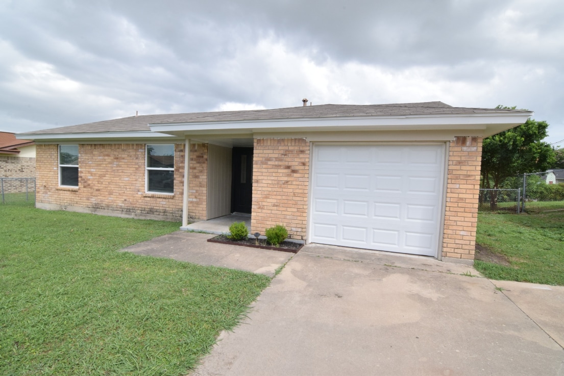 910 Marilyn Dr, Copperas Cove, TX 76522 House for Rent in Copperas