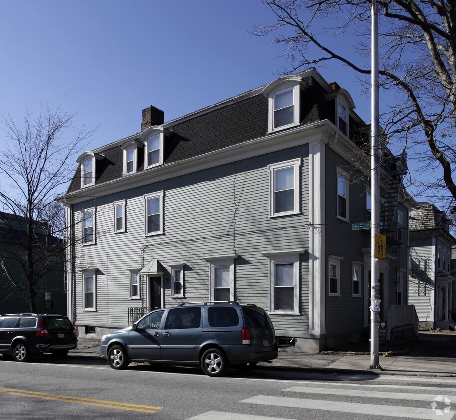 Building Photo - 189-191 Williams St