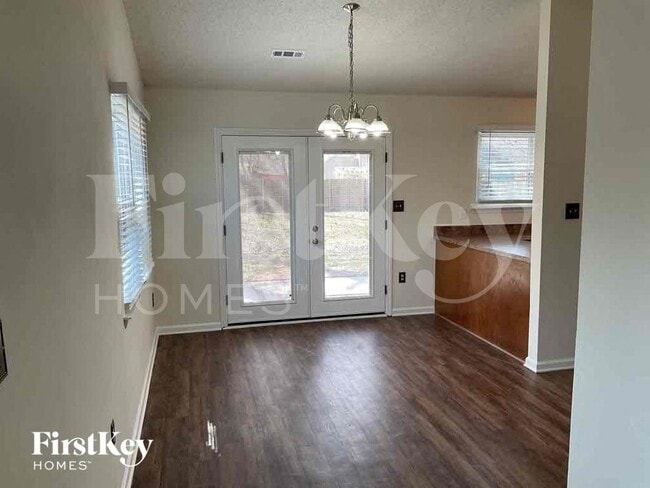 Foto del edificio - 7938 Lindfield Ct