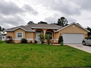 Building Photo - 1566 SW Flagami Rd