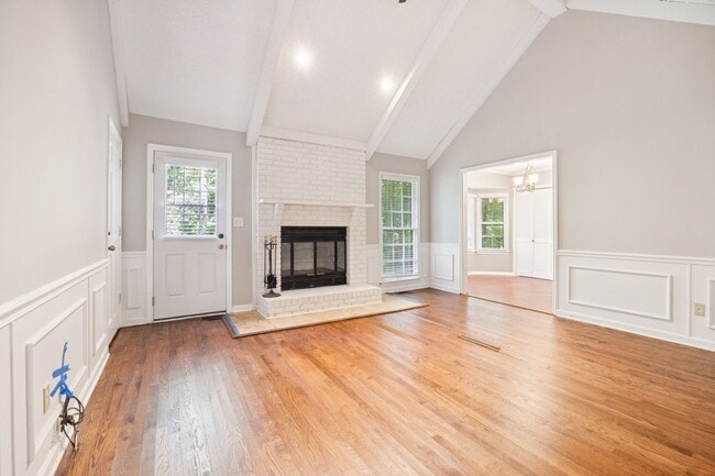 Building Photo - 240 Brandenburgh Cir