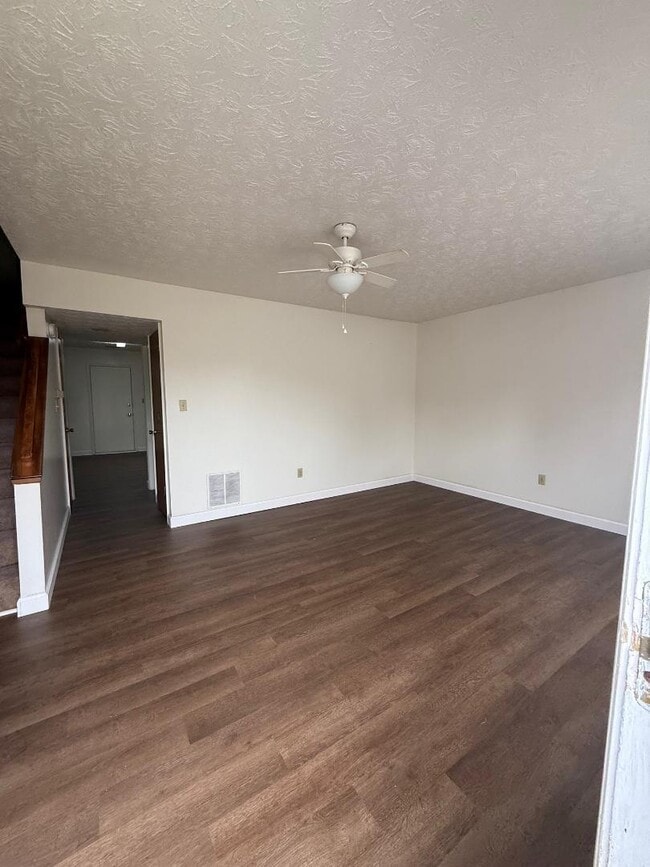 Building Photo - 3717 Trent Cir