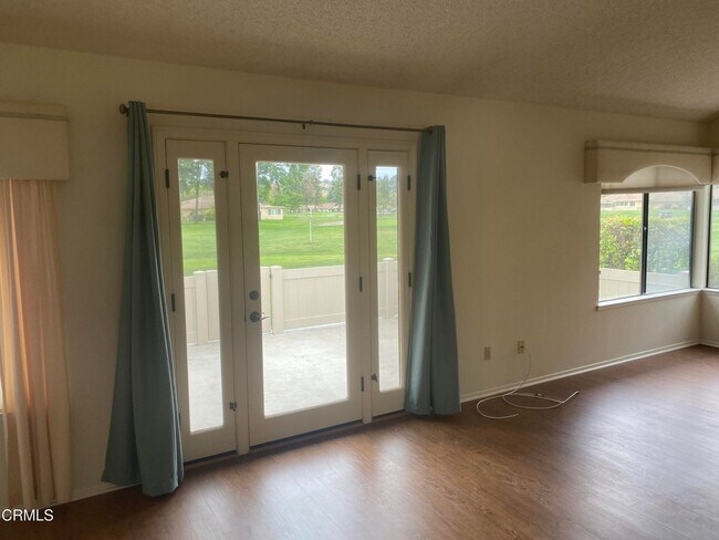 Foto del edificio - Leisure Village 55+ Gated Community