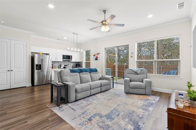 Photo - 6329 Mason Ct Townhome