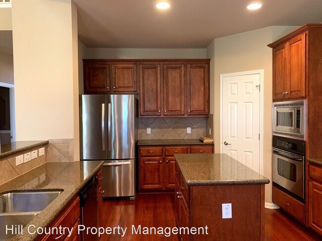 Building Photo - 4 br, 3.5 bath House - 9301 Castle Pines D...