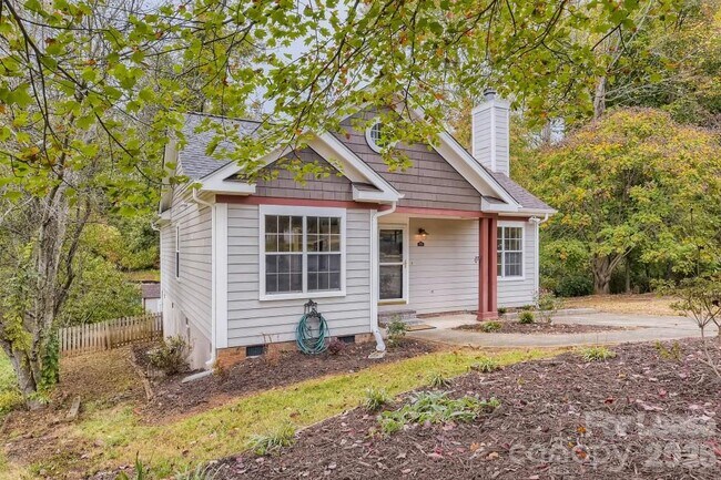 Foto del edificio - 431 Cedarcroft Dr