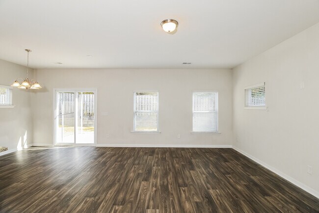 Building Photo - 227 Jimmy Love Ln