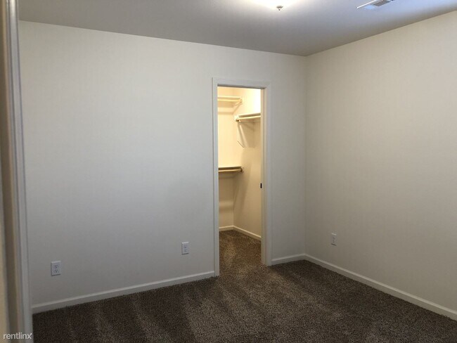 Building Photo - 3 br, 2 bath House - 1108 S McKinley Ave