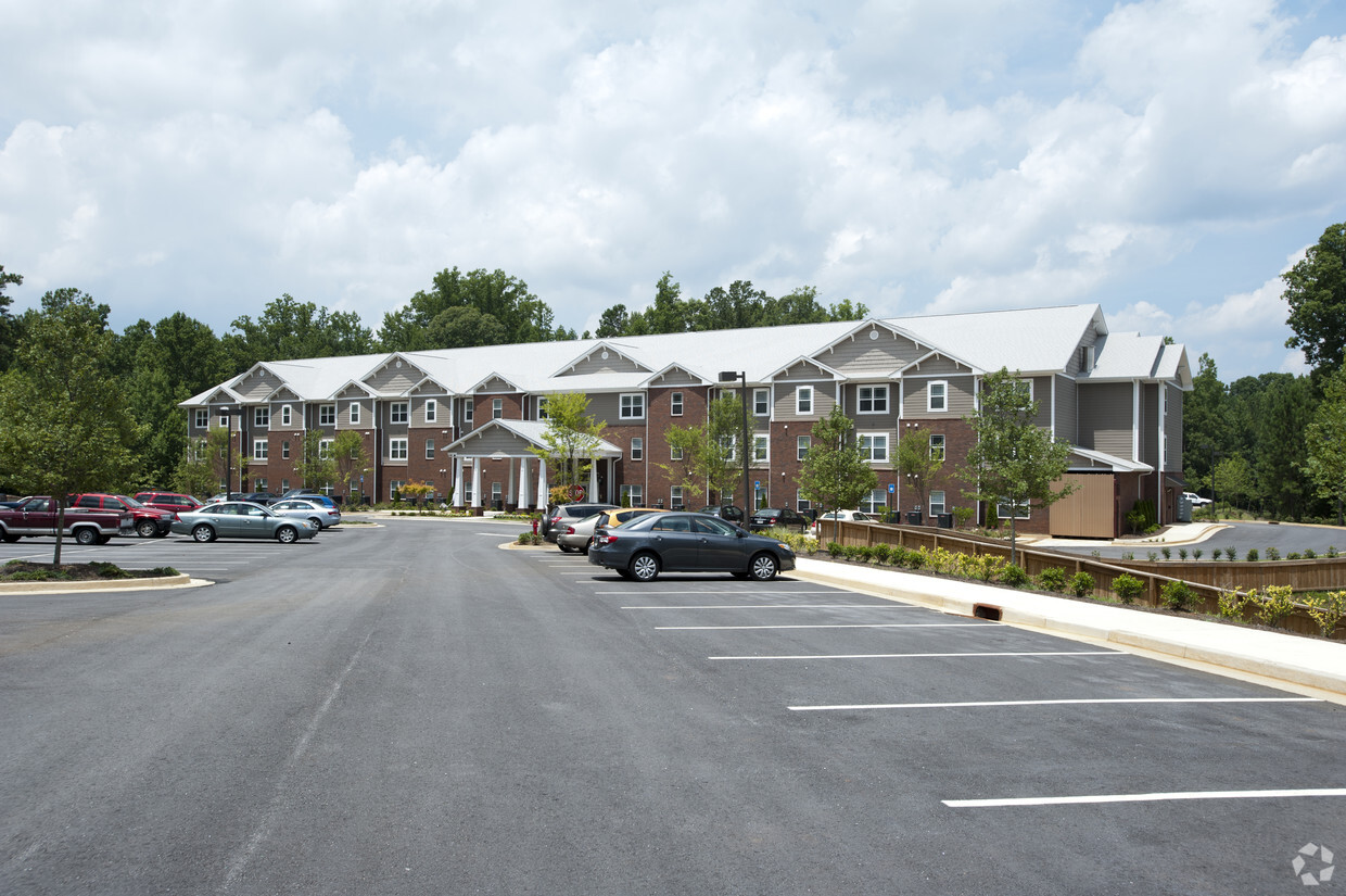 Foto del edificio - The Forest at York Apartments