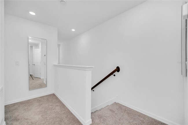 Building Photo - 657 Longboat Dr
