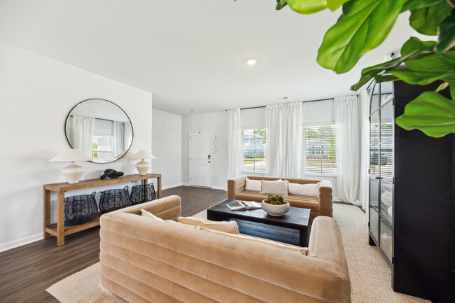 Large Picture Windows - Meadow Lakes