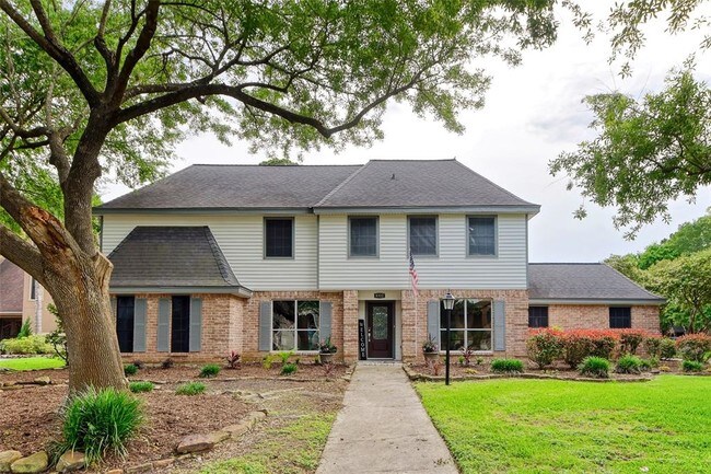 Building Photo - 8322 Amber Cove Dr