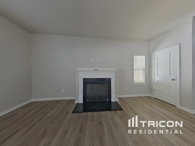Building Photo - 147 Spring Knoll Drive Charlotte NC