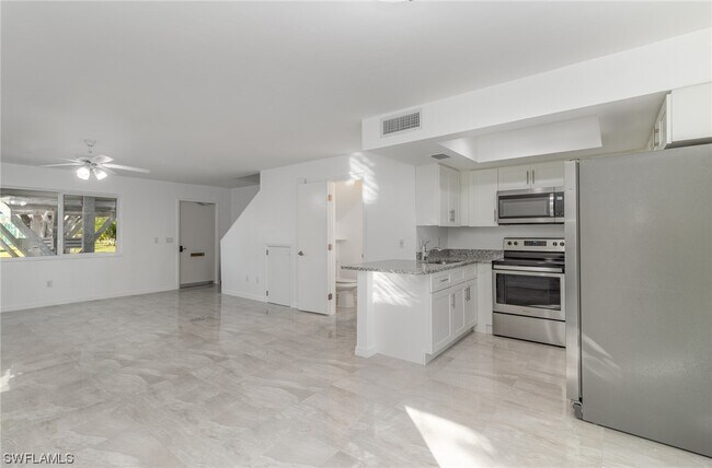 Building Photo - 16160 Dublin Cir