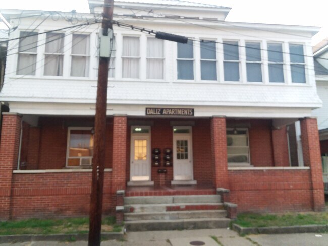 Foto del edificio - 208 Walnut St