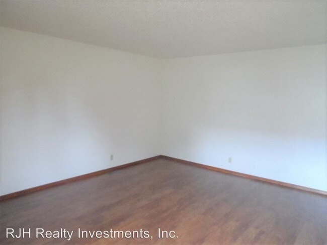 Building Photo - 336 Chalmette Dr