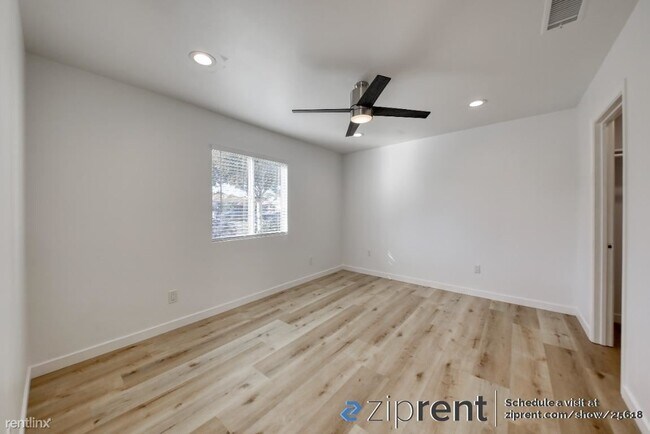 Foto del edificio - 1 br, 1 bath Triplex - 4403 Michigan Ave, ...