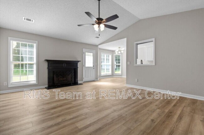 Building Photo - 1587 Brush Creek Dr