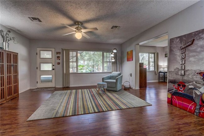 Foto del edificio - Mt Dora 2BR + Den