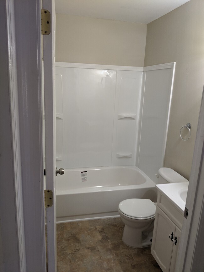 Brand new full bathroom - 55 Lincoln Ave