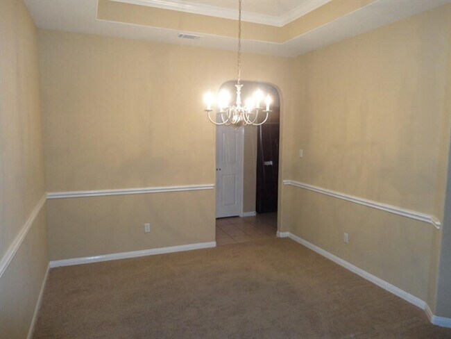 Building Photo - 21523 Sullivan Forest Dr