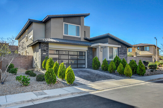 Building Photo - 6005 Andezano Dr