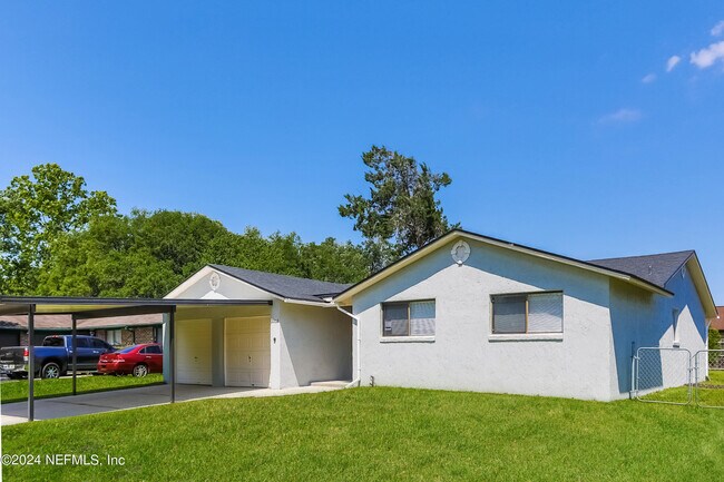 Building Photo - 2202 Carter Braxton Rd