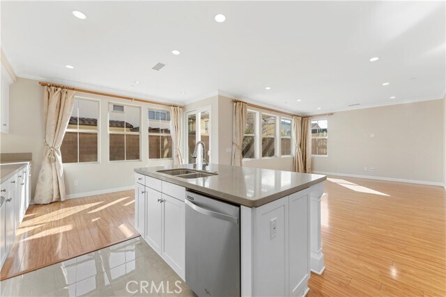 Building Photo - 90 Devonshire