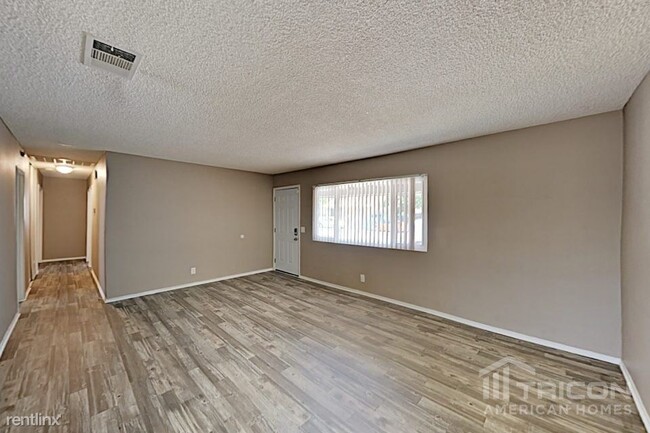 Building Photo - 3813 Hudson Bay Ave