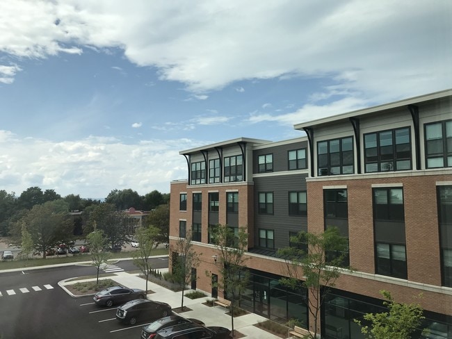 Building Photo - 1185 Shelburne