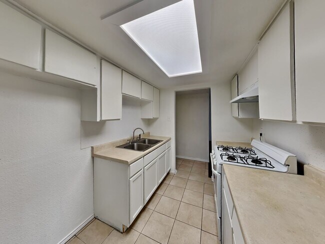 Building Photo - Move-in Special: Receive $500 off your fir...