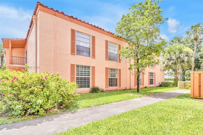 Building Photo - 7201 Miami Lakes Dr
