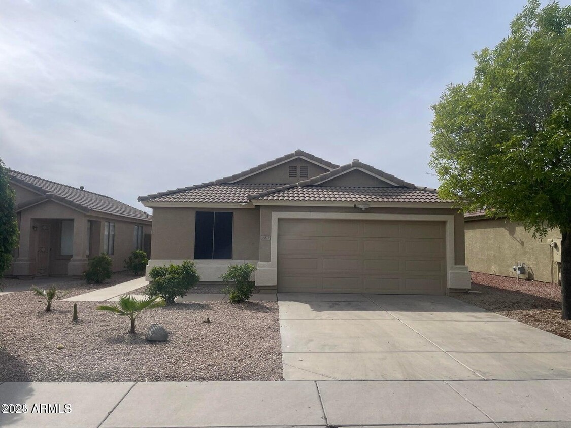 Foto principal - 16822 N 113th Ave