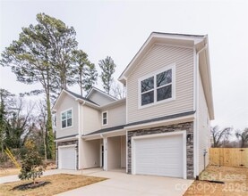 Building Photo - 2719 Capitol Dr