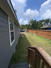 Building Photo - 5910 E Houston Rd