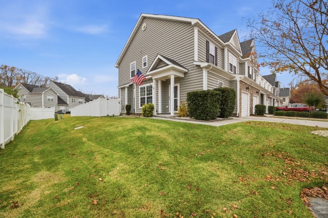 Foto del edificio - 5022 Breleigh Ln