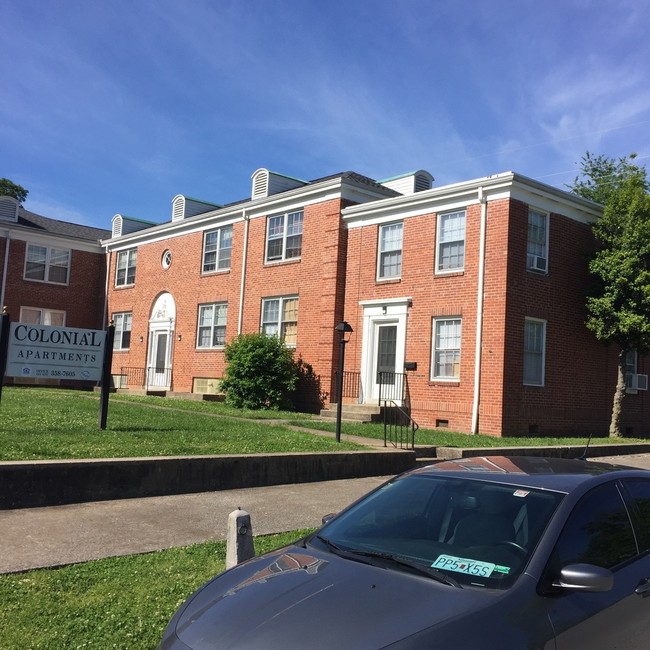 Foto del edificio - Colonial Apartments