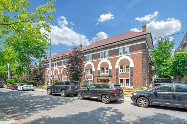 Photo du bâtiment - 26 Balmoral Ave